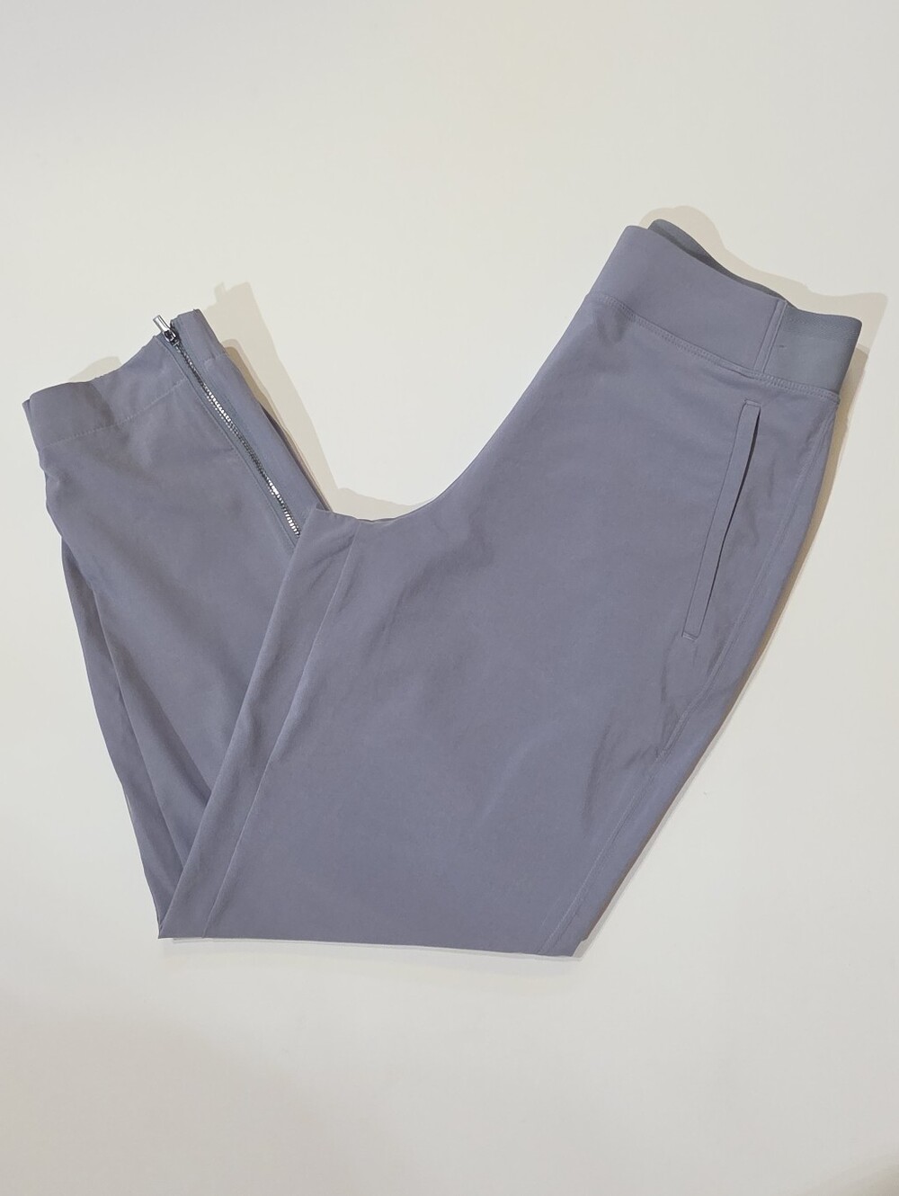 Athleta Track Pants Womens Size 0 Grey Ankle Zip Athleisure Yoga Performance